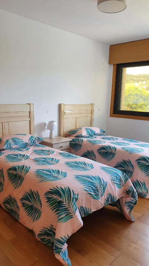 Modern 4 Double Bedroom Villa With Pool / Garden Valdoviño Esterno foto