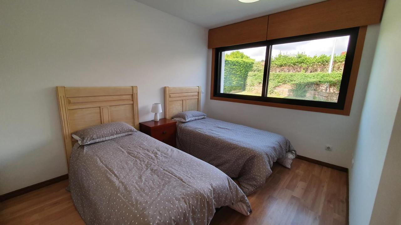 Modern 4 Double Bedroom Villa With Pool / Garden Valdoviño Esterno foto